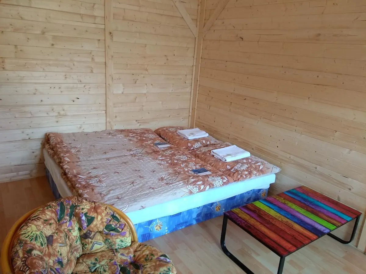 Prague Retro Challenge And Garden Guest House