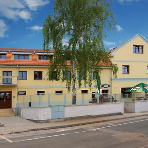 Pensión A Restaurace Simanda, Praga
